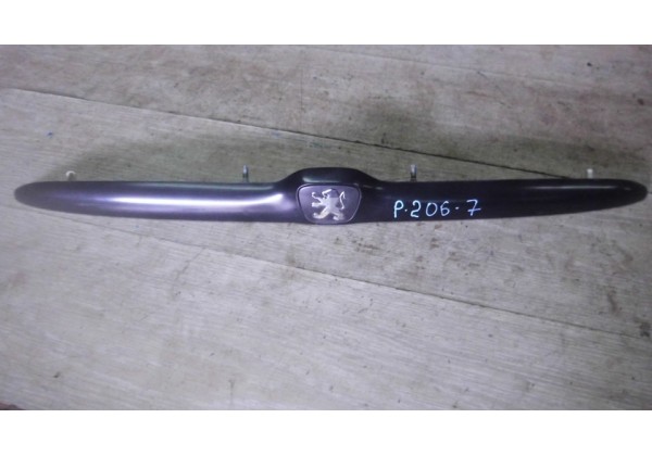 Накладка ляди, кришки багажника Peugeot 206, 9629038877, 9628745877